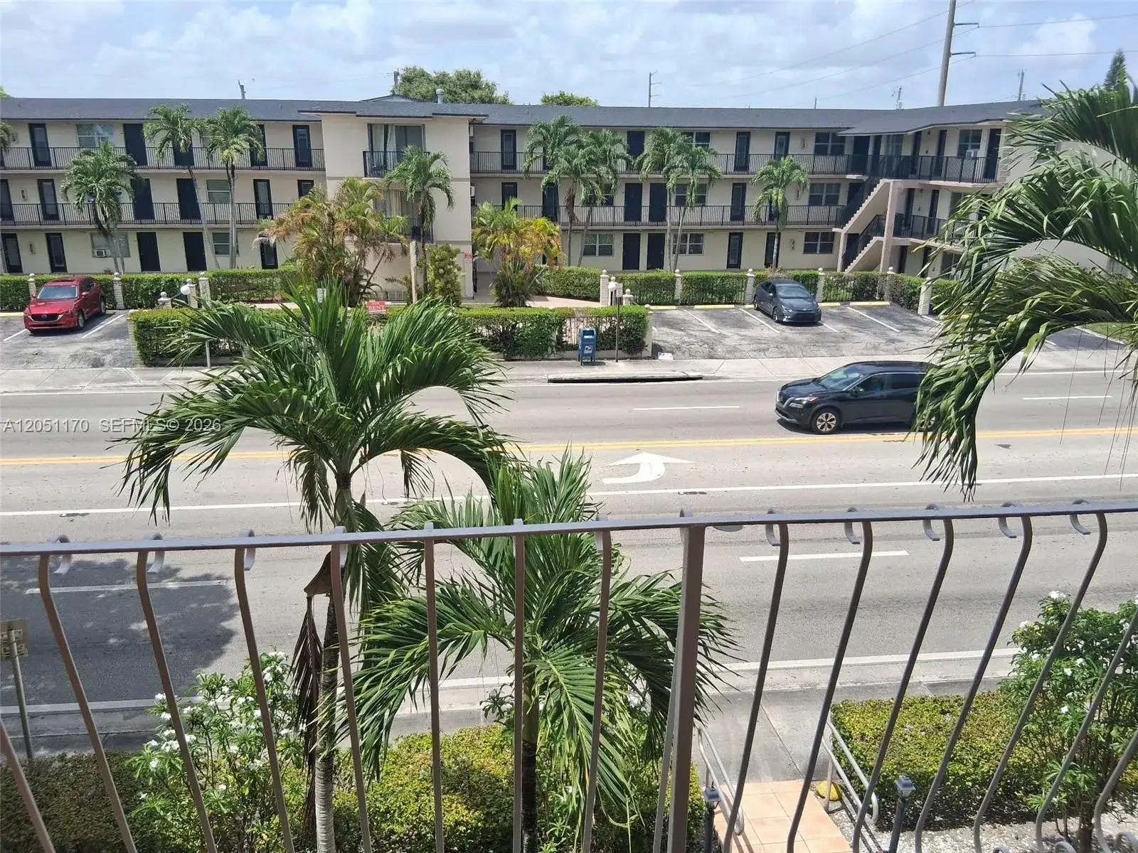 6200 W Flagler St # 305, Miami FL 33144 photo 2