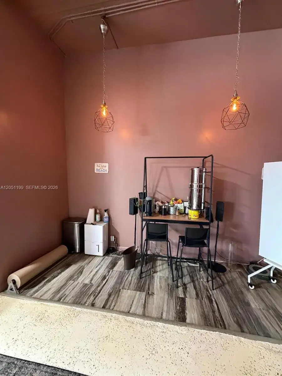 762 W 41st St, Miami Beach FL 33140 photo 2