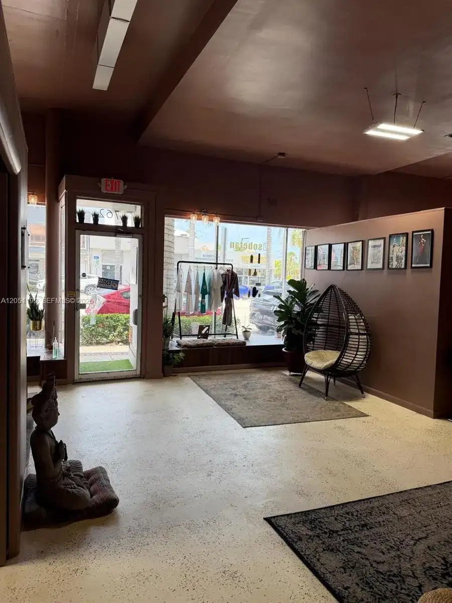 762 W 41st St, Miami Beach FL 33140 photo 4