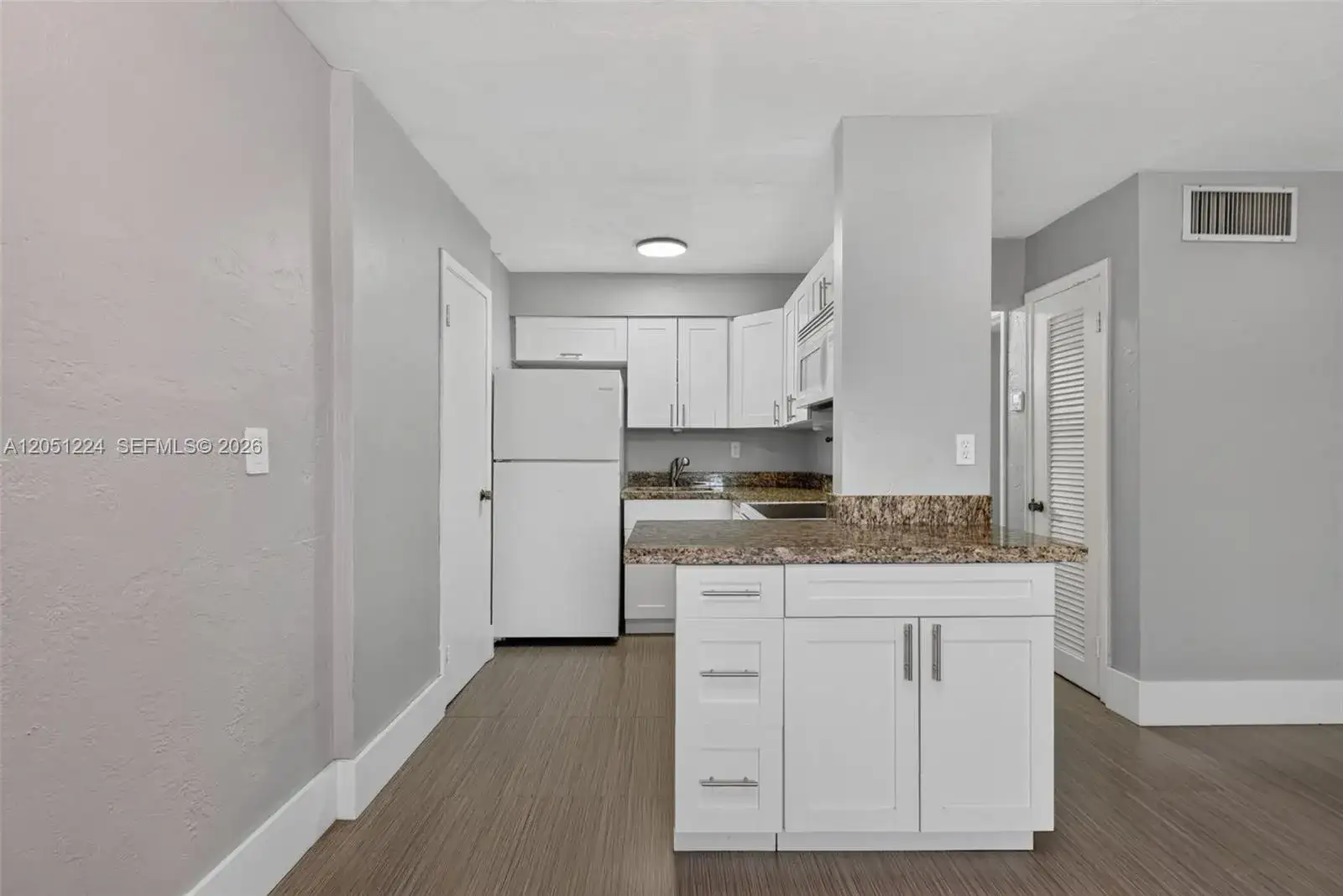 8701 SW 141st St # L6, Palmetto Bay FL 33176 photo 5