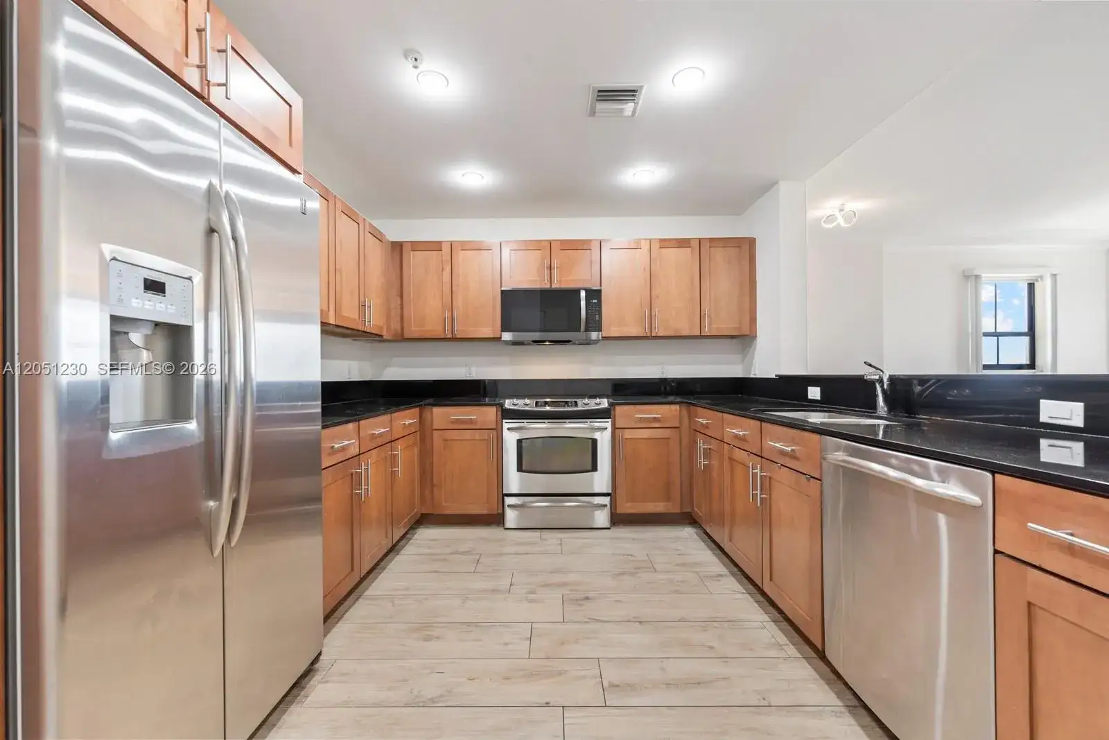 8390 SW 72nd Ave # 702, Miami FL 33143 photo 5