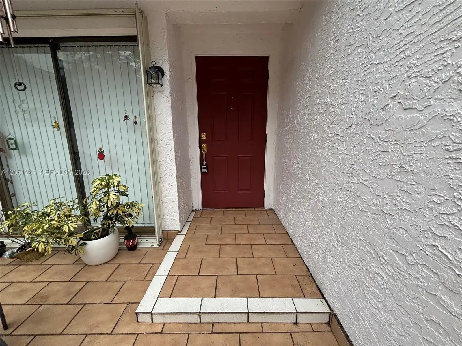 6453 W Pinehurst Cir W # B25, Tamarac FL 33321 photo 2