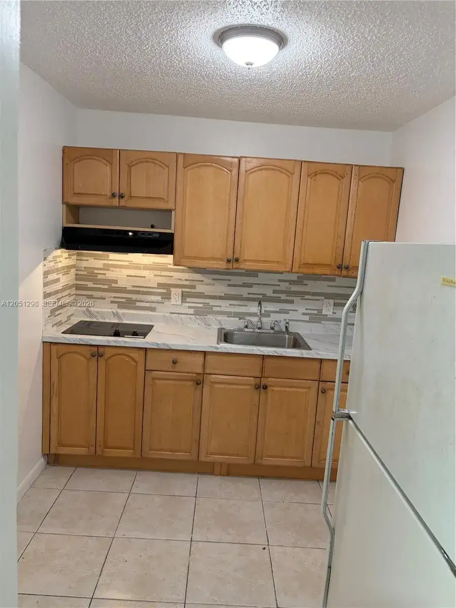 6980 NW 186th St # 525A, Hialeah FL 33015 photo 2