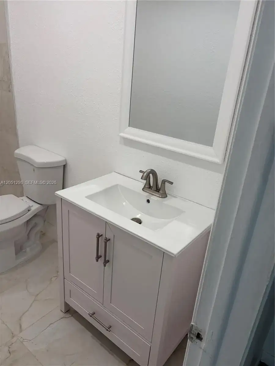 6980 NW 186th St # 525A, Hialeah FL 33015 photo 4