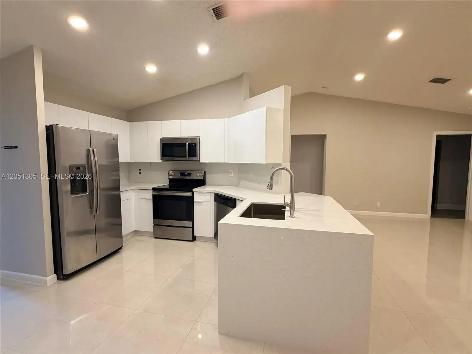 1547 Zenith Way, Weston FL 33327 photo 3