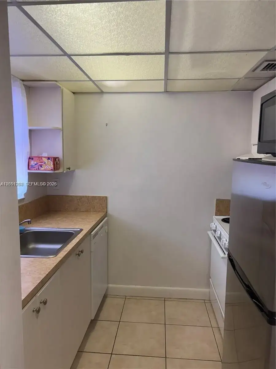 8500 SW 109th Ave # 211, Miami FL 33173 photo 4
