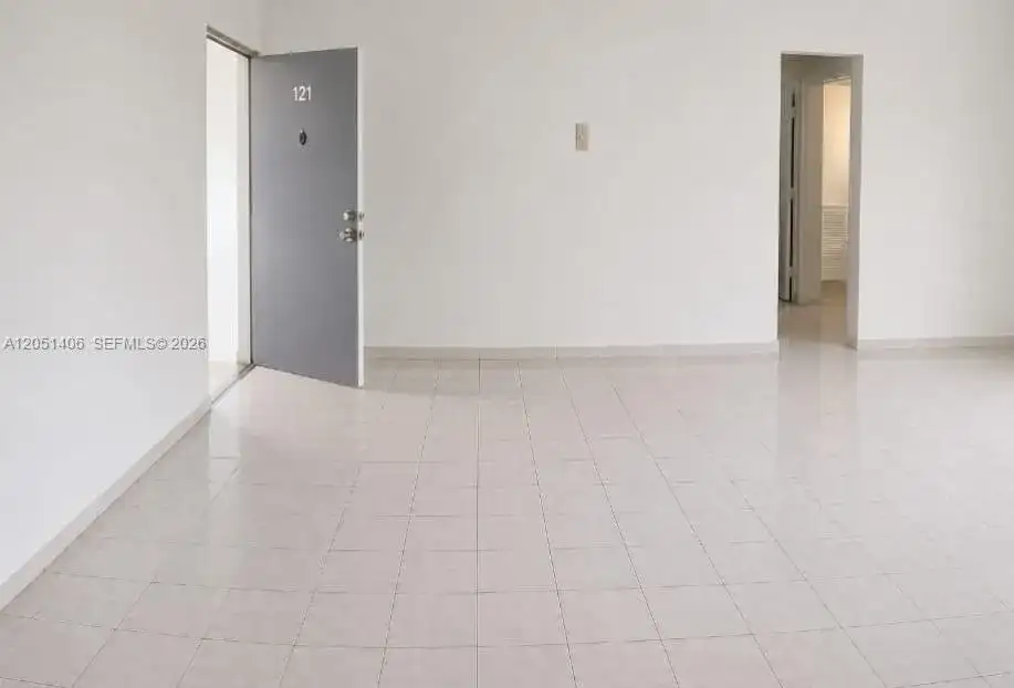 13500 NE 3rd Ct # 121, North Miami FL 33161 photo 3