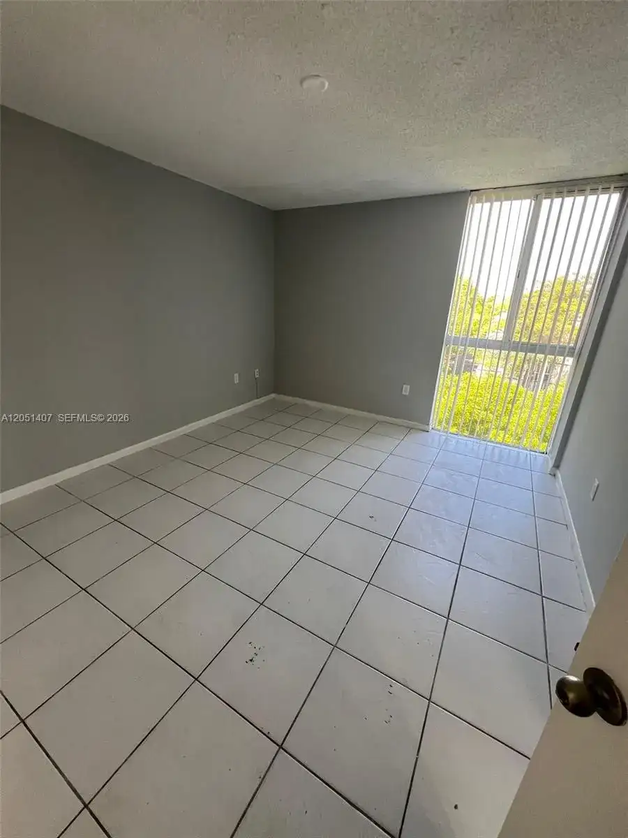 7035 NW 186th St # D509, Hialeah FL 33015 photo 5