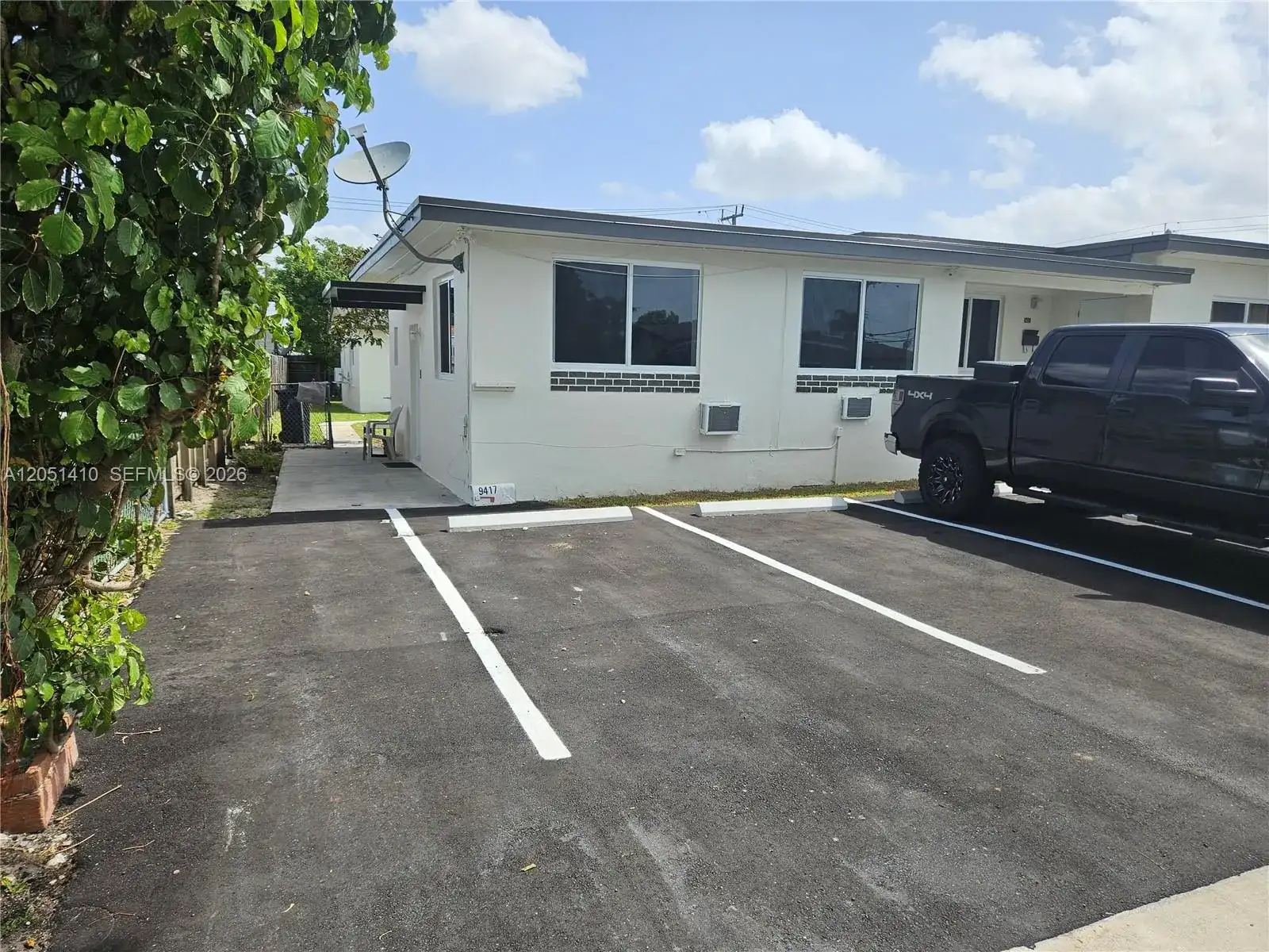9415 SW 38th St, Miami FL 33165 photo 3