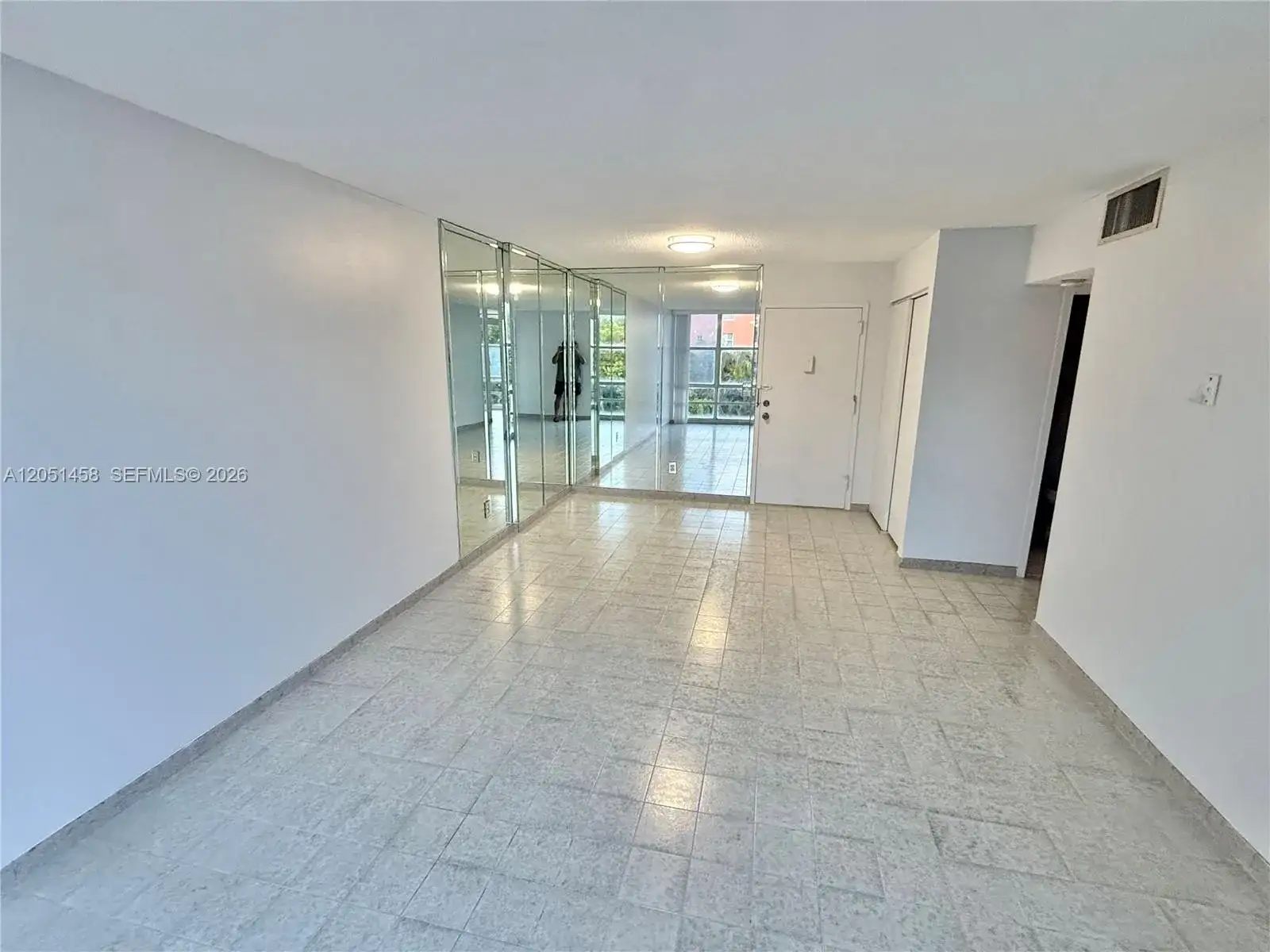 200 172nd St # 416, Sunny Isles Beach FL 33160 photo 2