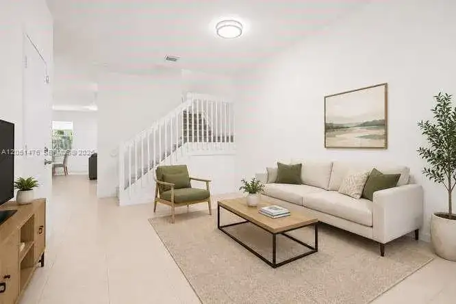 1020 SE 26th Ter, Homestead FL 33035 photo 3