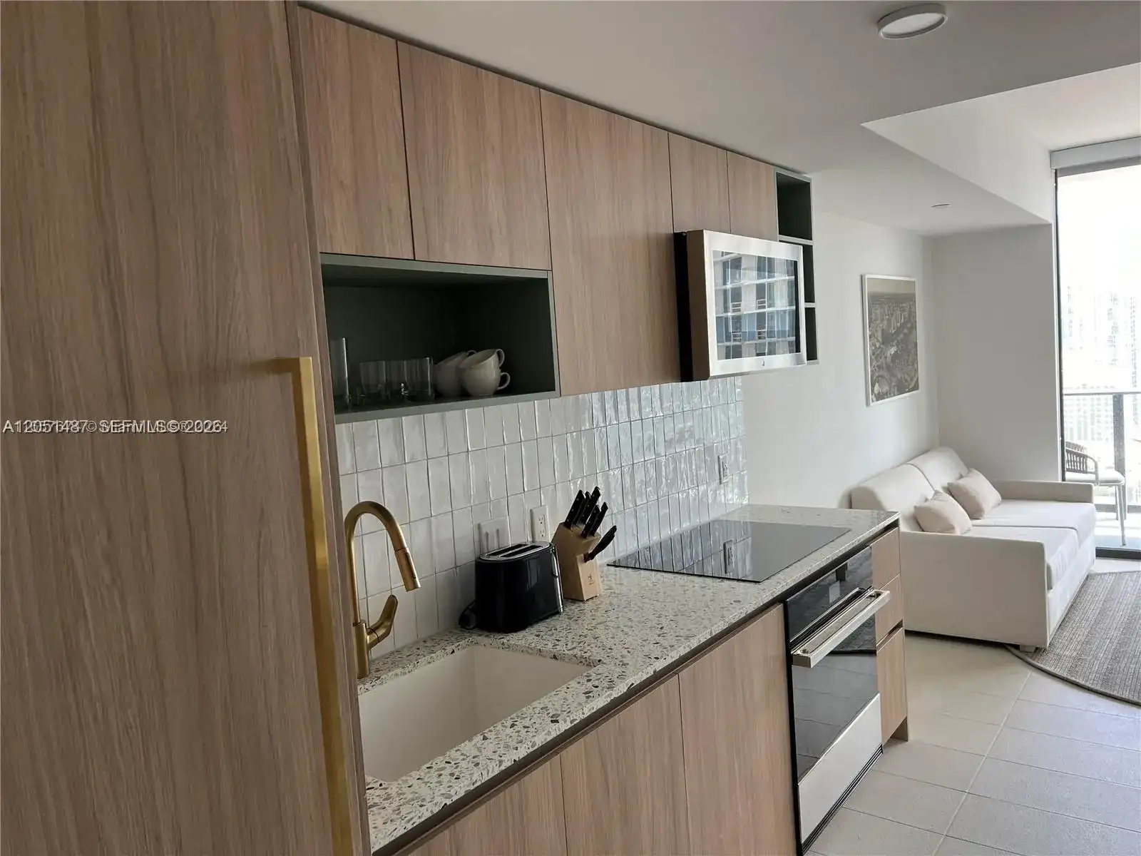159 NE 6th St # 2807, Miami FL 33132 photo 4