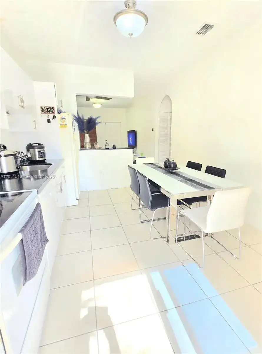 6900 NW 179 ST # 1, Hialeah FL 33015 photo 5