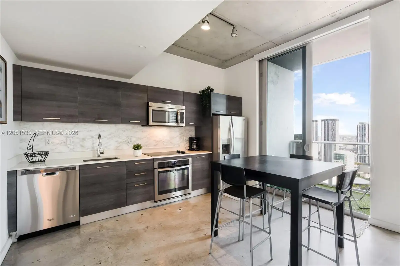 151 SE 1st St # 3408, Miami FL 33131 photo 2