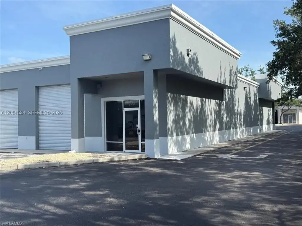 3894 Mannix Dr # 220, Naples FL 34114 photo 2