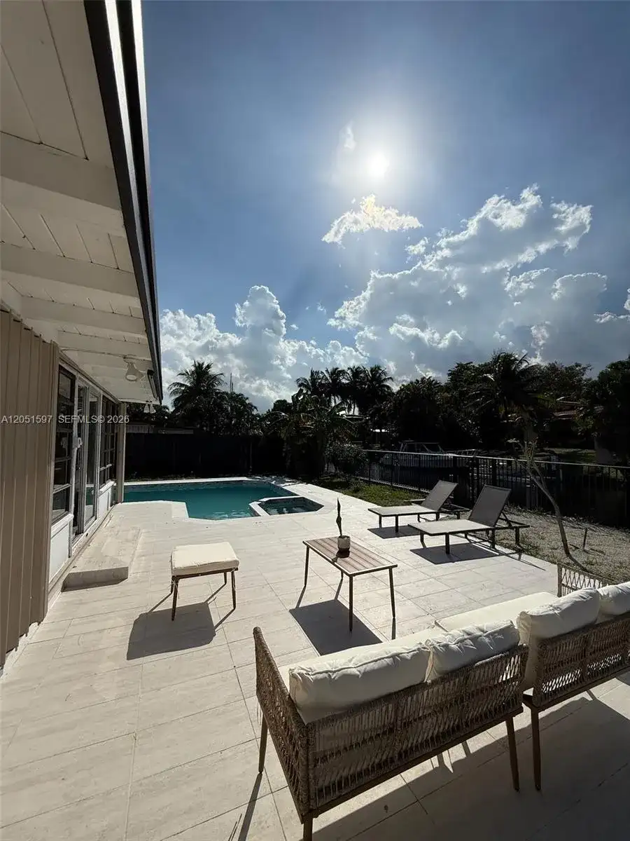2443 Tortugas Ln, Fort Lauderdale FL 33312 photo 5
