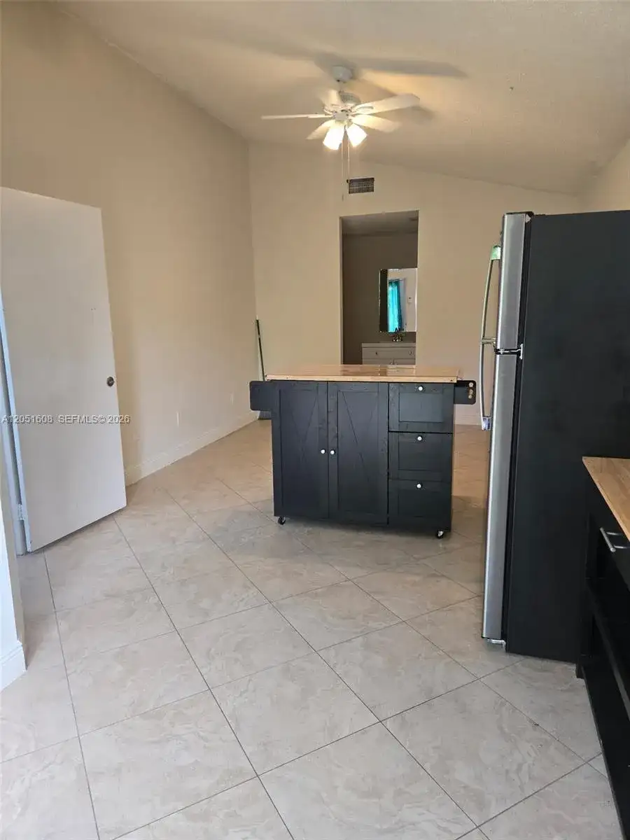818 E Palm Run Dr # 0, North Lauderdale FL 33068 photo 3