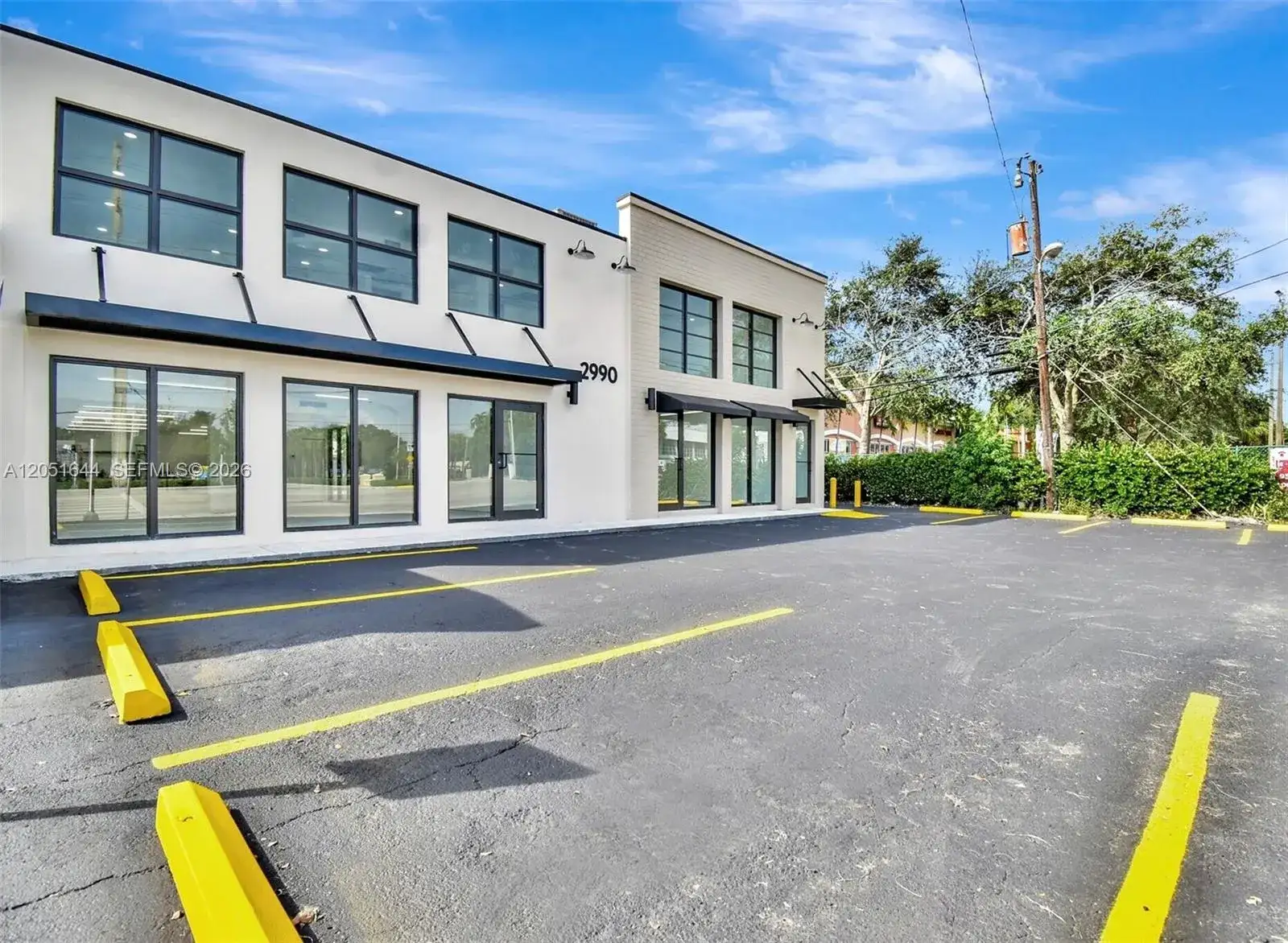2990 Griffin Rd, Dania Beach FL 33312 photo 2