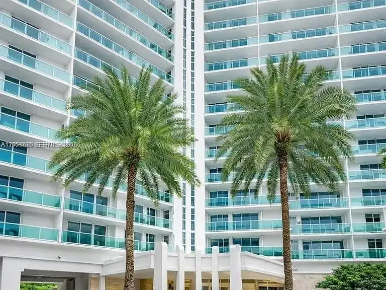 100 Bayview Dr # 310, Sunny Isles Beach FL 33160 photo 2