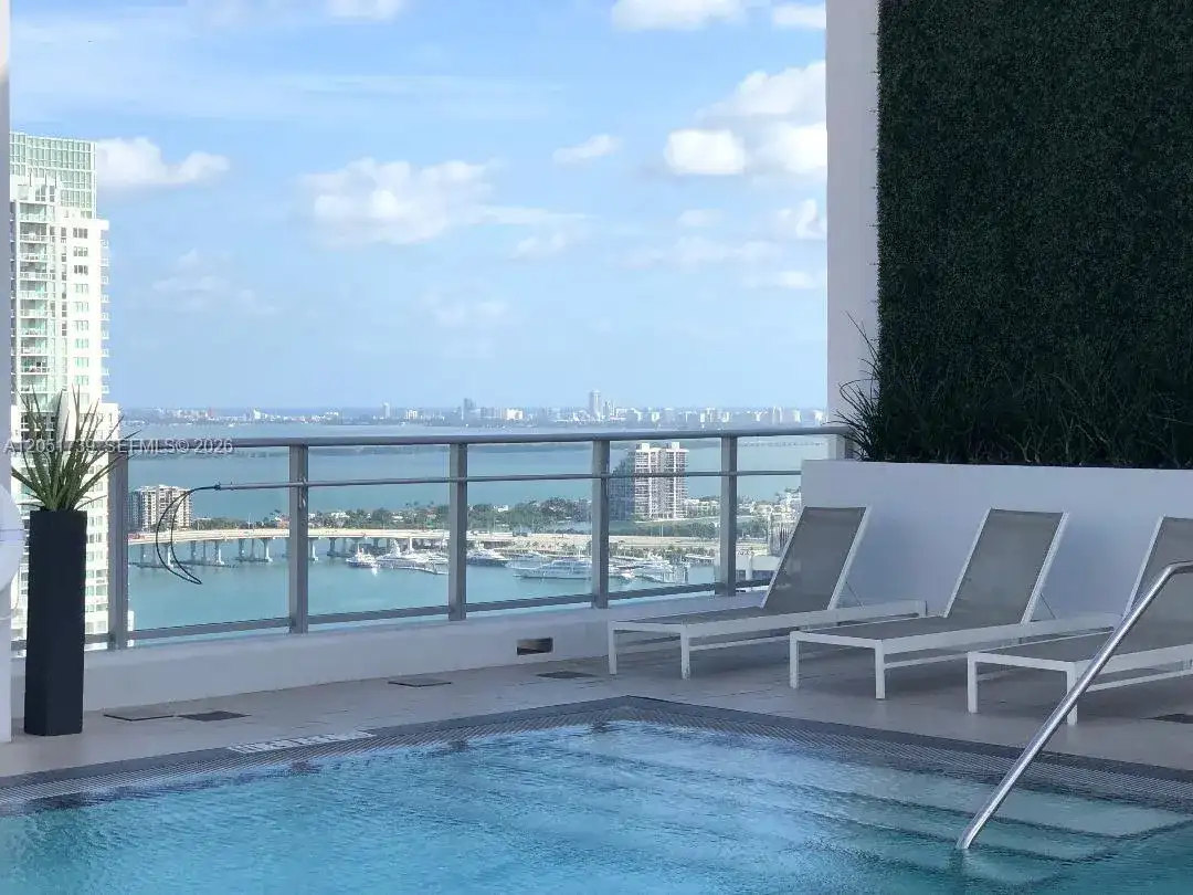 151 SE 1st St # 601, Miami FL 33131 photo 4