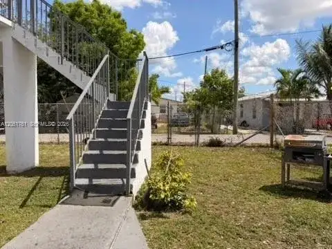 848 SW 5th St # 203, Homestead FL 33030 photo 3
