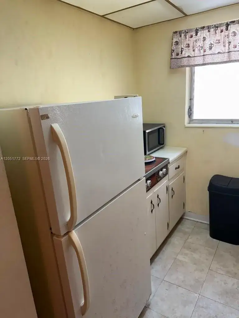 8132 Harding Ave # 9, Miami Beach FL 33141 photo 5