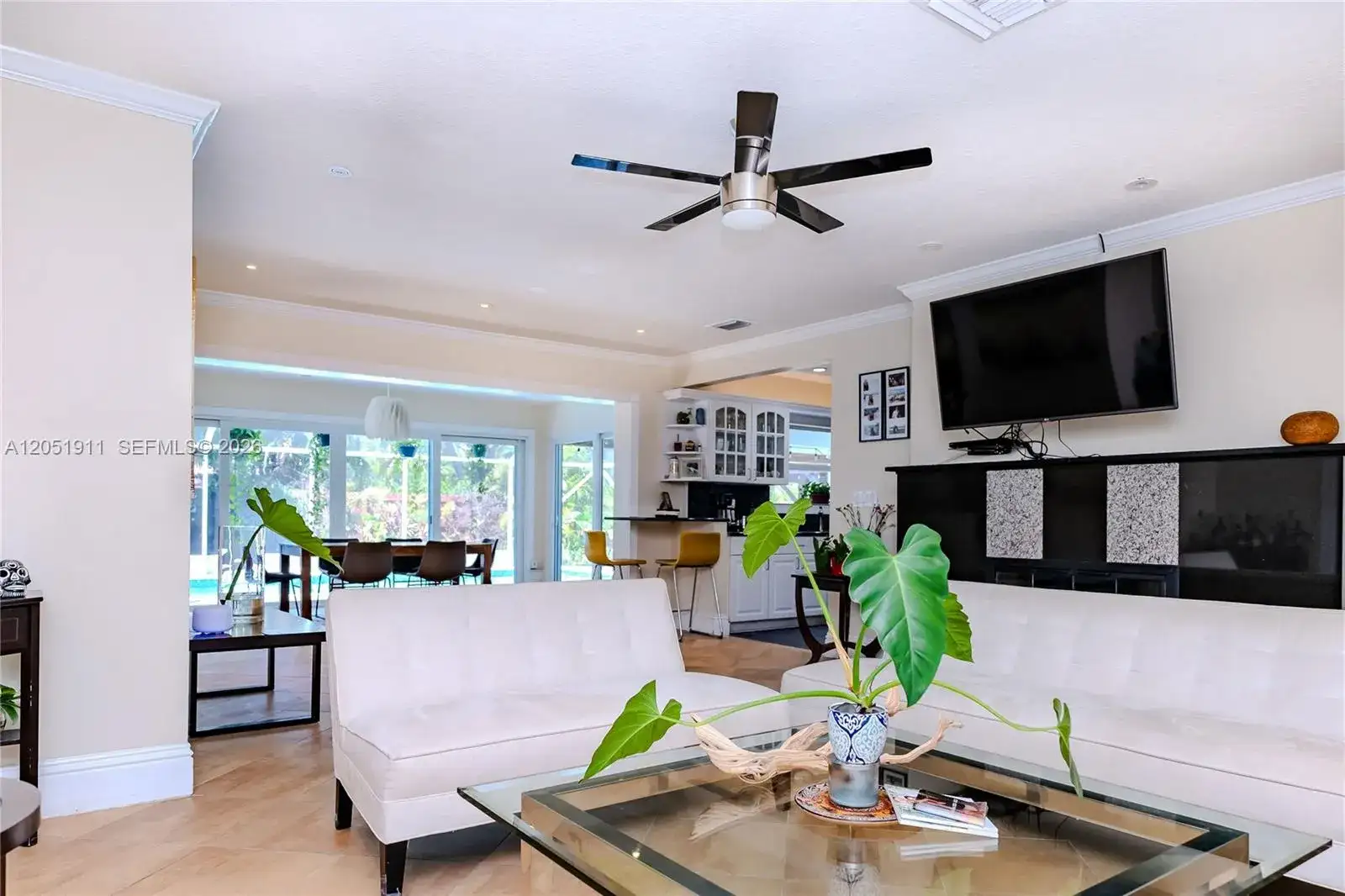 1529 Bayview Dr, Fort Lauderdale FL 33304 photo 4