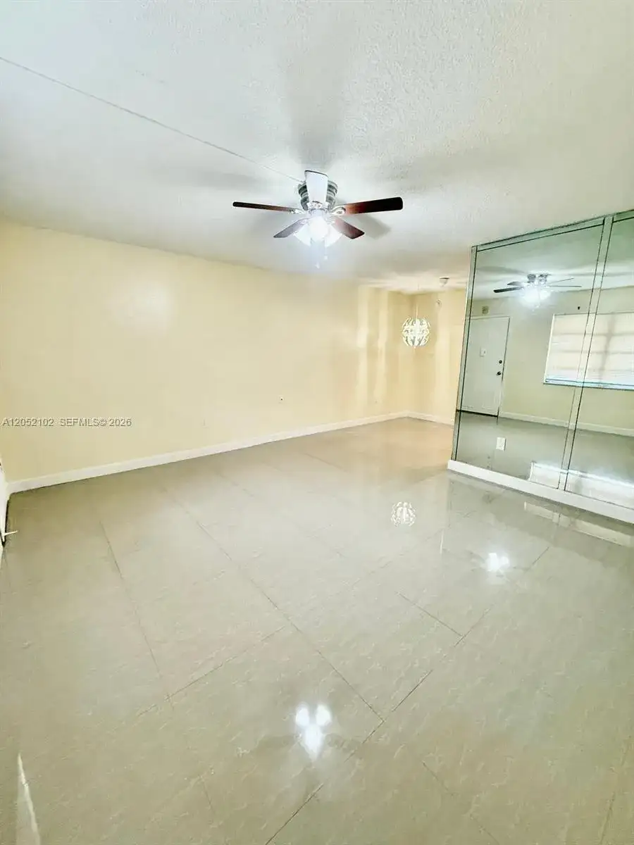 20210 NE 2nd Ave # V4, Miami Gardens FL 33179 photo 3