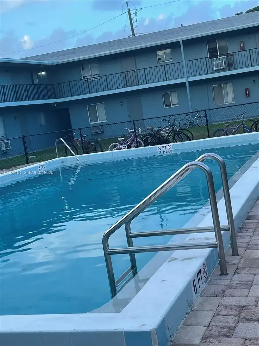 1829 N A St # 25, Lake Worth FL 33460 photo 2