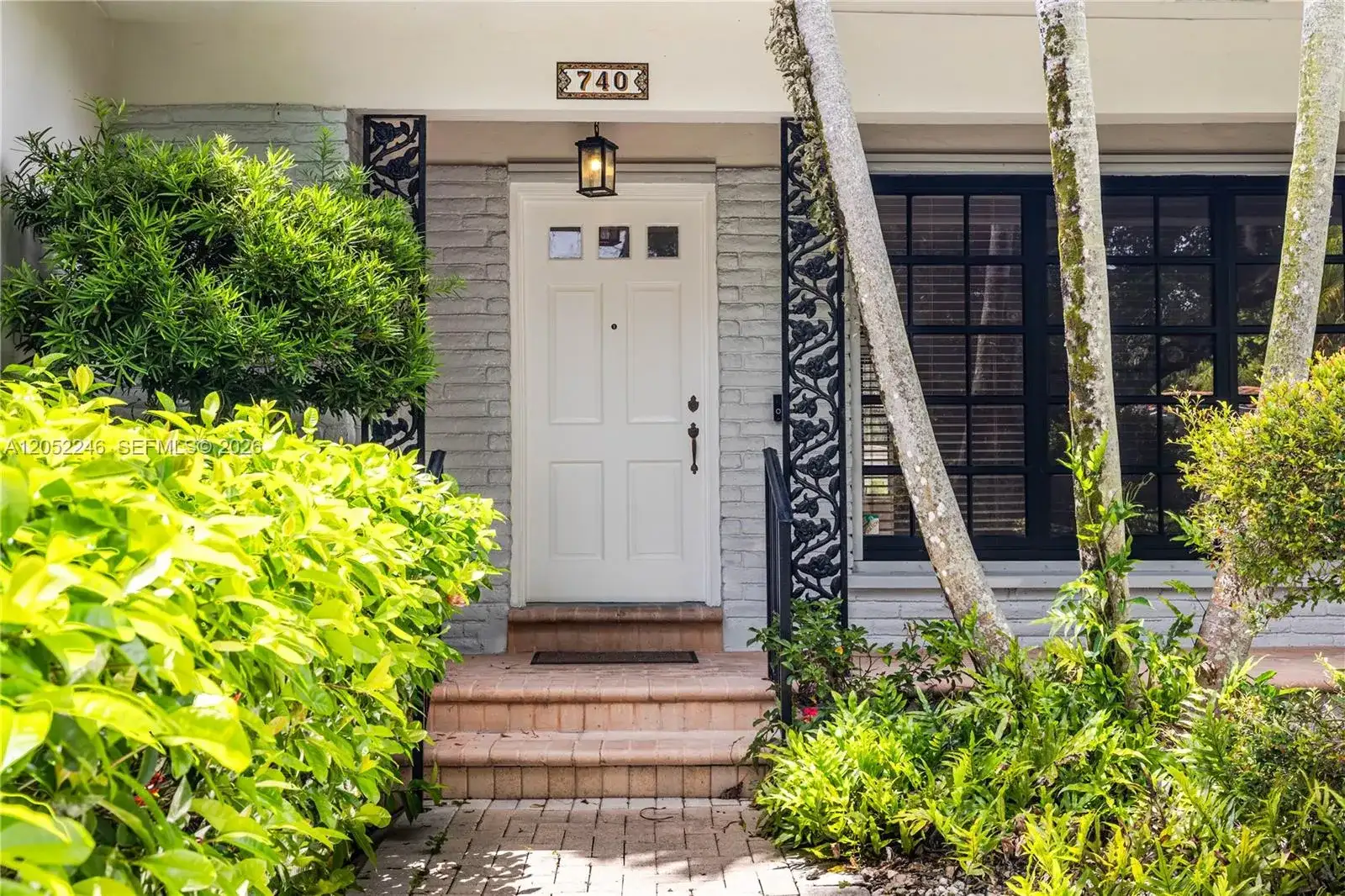 740 Jeronimo Dr, Coral Gables FL 33146 photo 4