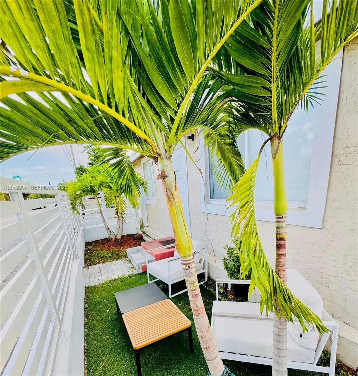 1520 SW 22nd Ave, Miami FL 33145 photo 2