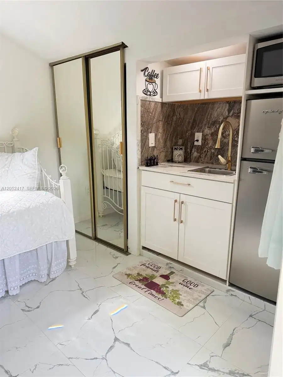 21920 Old Cutler Rd # 1, Cutler Bay FL 33190 photo 4