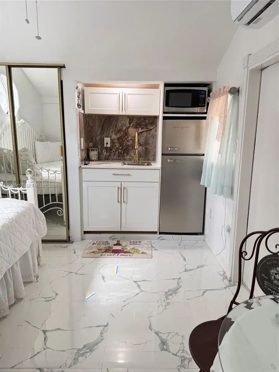 21920 Old Cutler Rd # 1, Cutler Bay FL 33190 photo 5