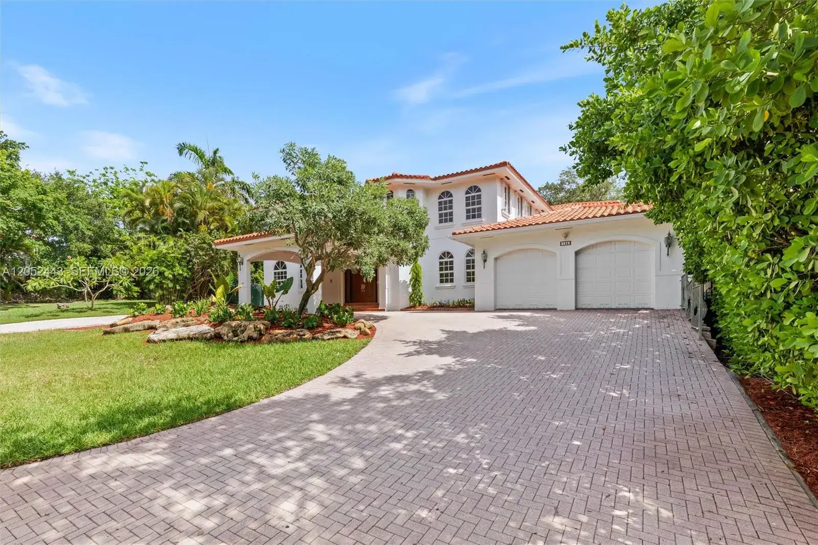 145 W Sunrise Ave, Coral Gables FL 33133 photo 2