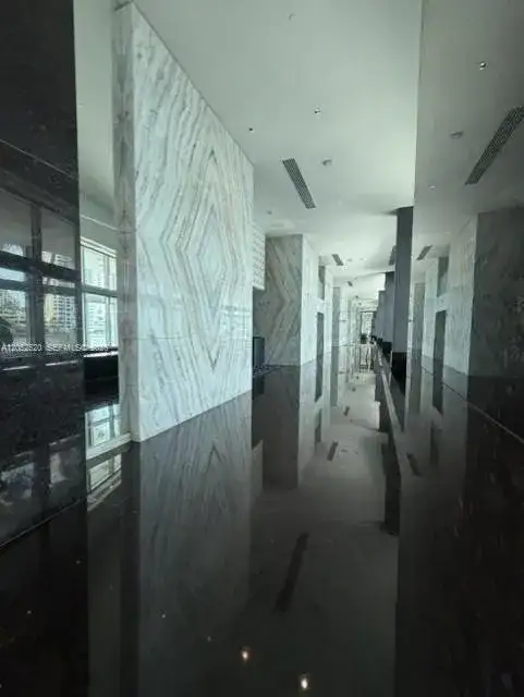 335 S Biscayne Blvd # 3507, Miami FL 33131 photo 3
