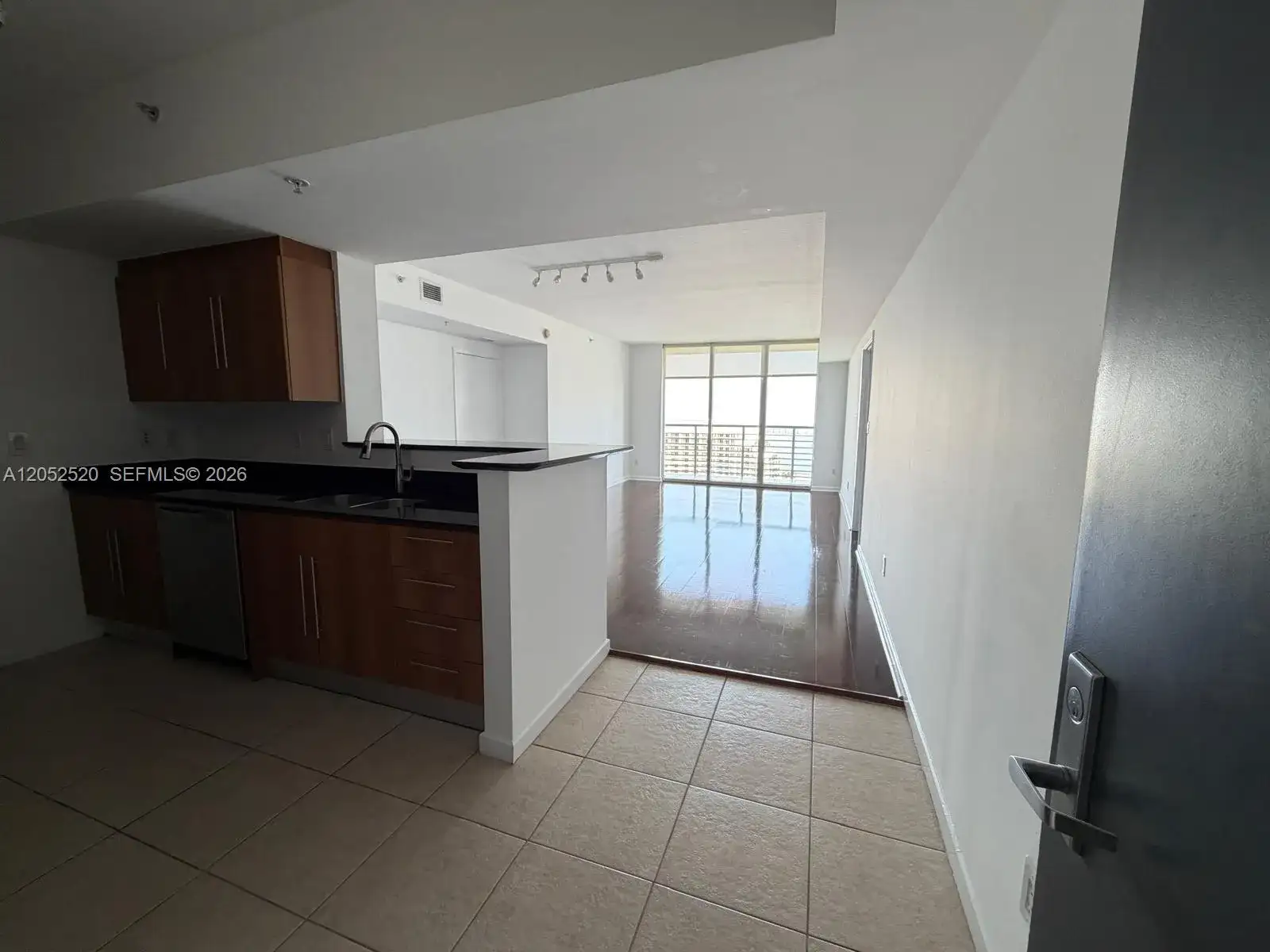 335 S Biscayne Blvd # 3507, Miami FL 33131 photo 5