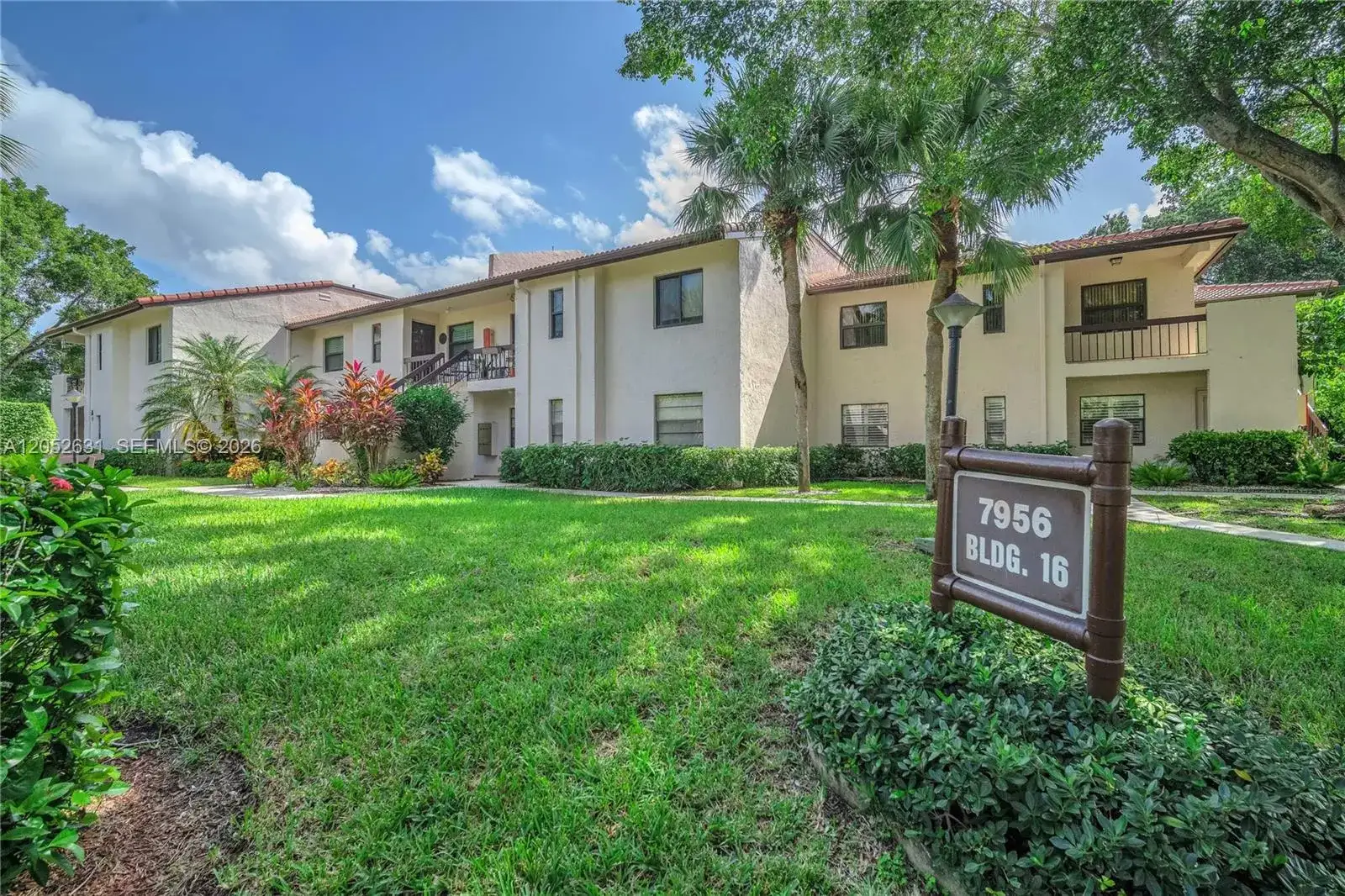 7956 Eastlake Dr # F, Boca Raton FL 33433 photo 4