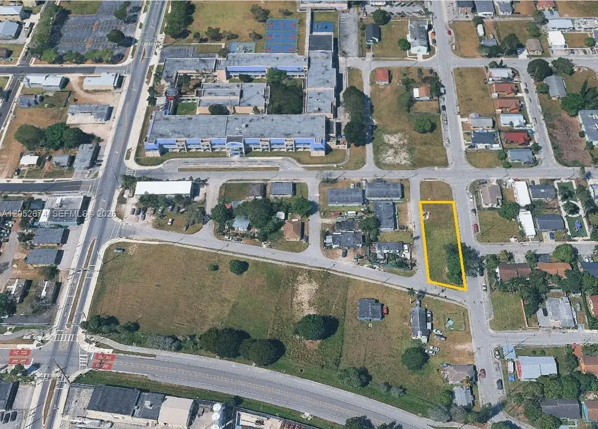 321 SW 6 street, Homestead FL 33030 photo 3