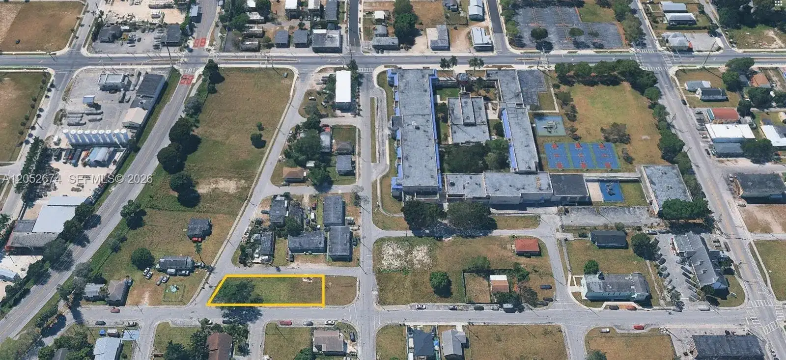 321 SW 6 street, Homestead FL 33030 photo 4