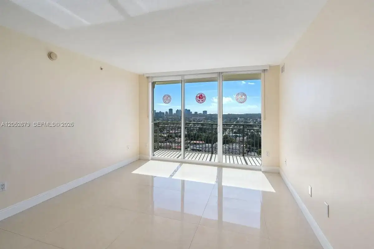 3232 SW 22nd St # 1701, Miami FL 33145 photo 2