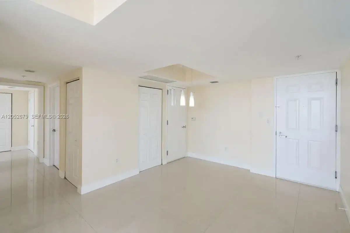 3232 SW 22nd St # 1701, Miami FL 33145 photo 4