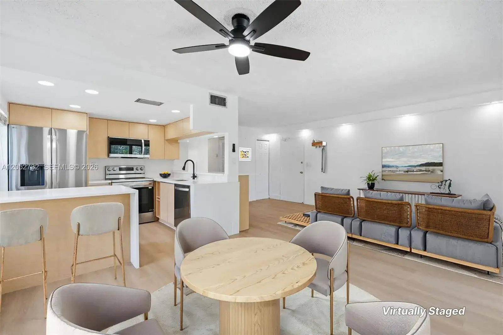 110 Salamanca Ave # 202, Coral Gables FL 33134 photo 3