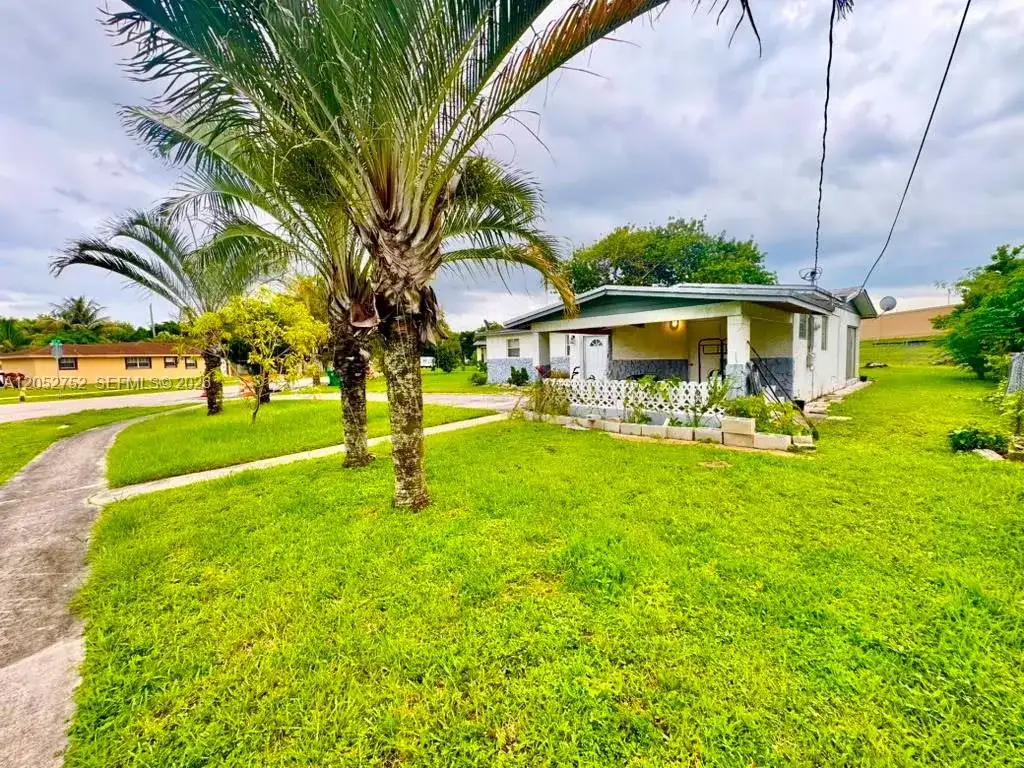 1201 NW 51st Ave, Lauderhill FL 33313 photo 3
