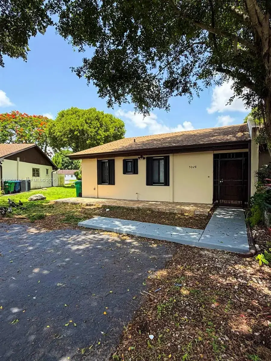 5028 SW 138th Ave Cir # 0, Miami FL 33175 photo 2