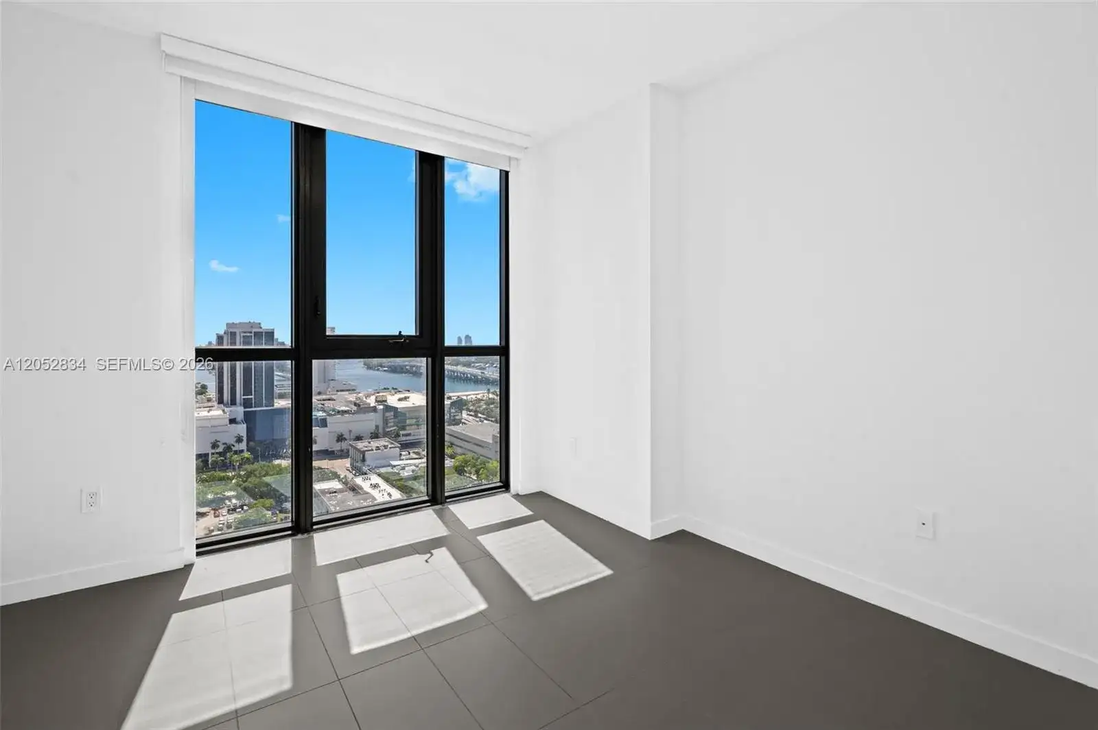1600 NE 1st Ave # 2420, Miami FL 33132 photo 2