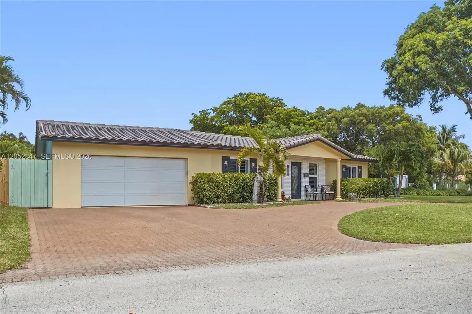 3650 NW 17th Ter, Oakland Park FL 33309 photo 2