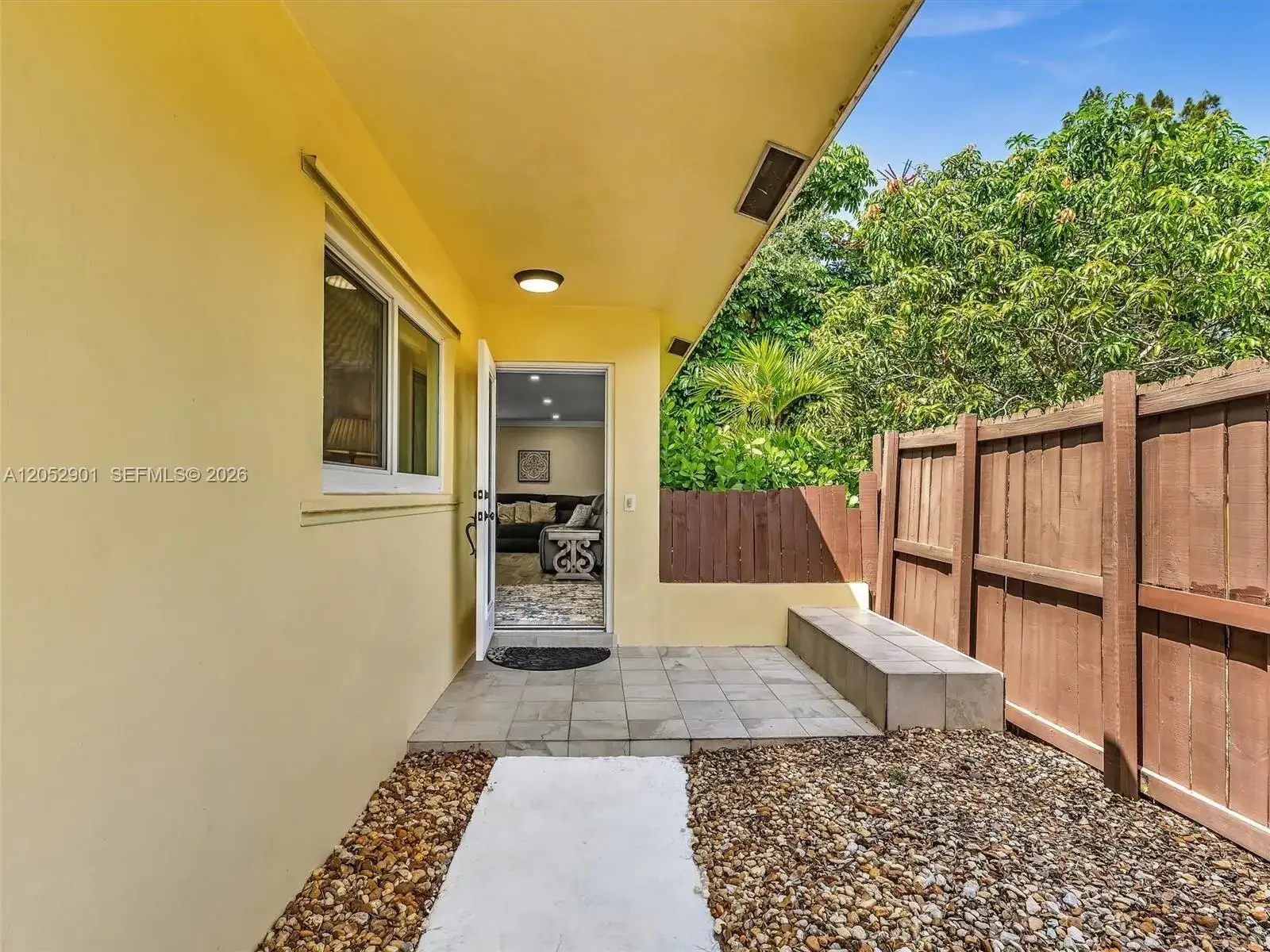 8754 SW 50th Pl, Cooper City FL 33328 photo 3