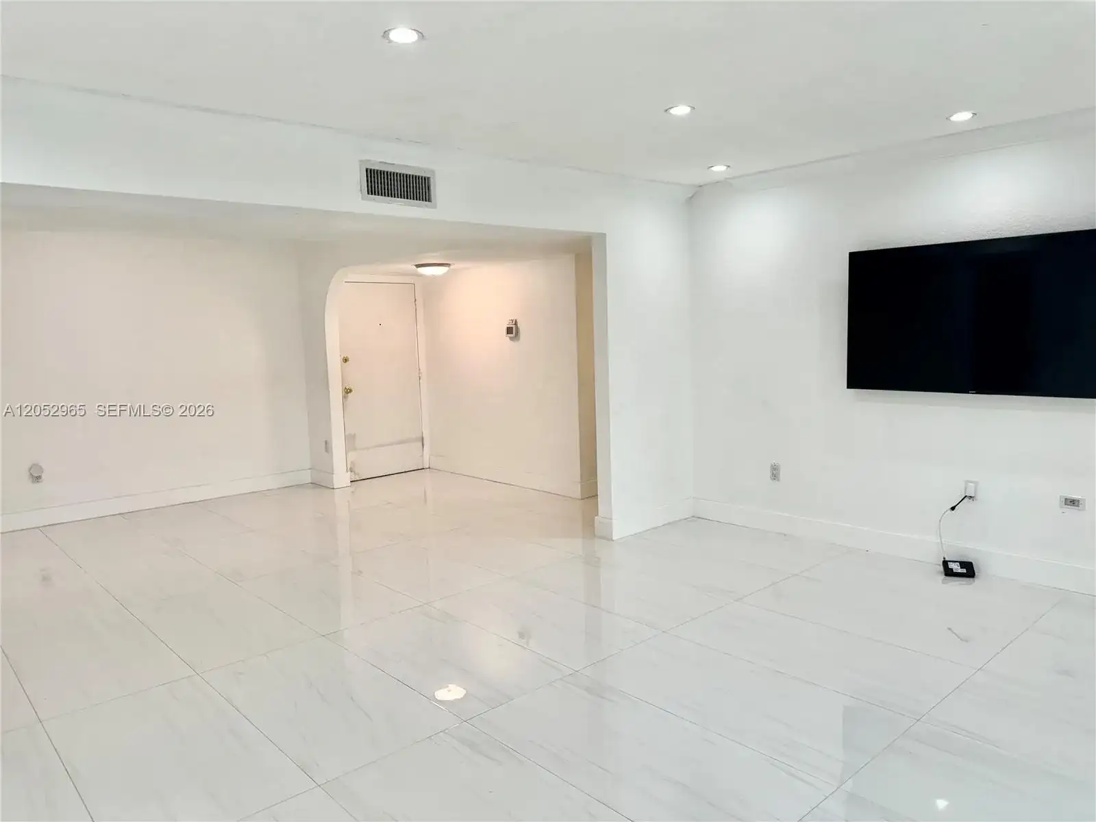 7401 SW 82nd St # 303S, Miami FL 33143 photo 4