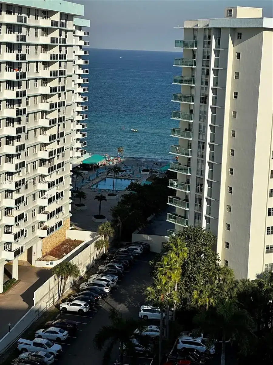 3800 E Ocean Dr # 1518, Hollywood FL 33019 photo 3