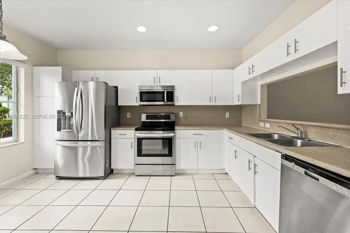 2779 SW 82nd Ave # 105, Miramar FL 33025 photo 2